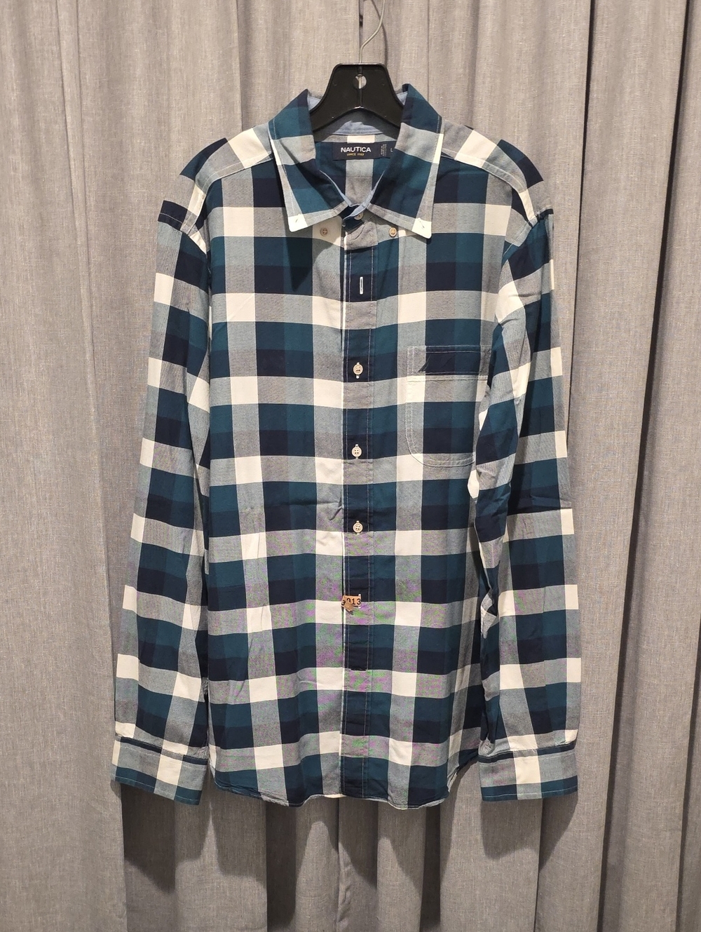 Nautica Men’s Green Large Box Plaid Button-Down Shirt